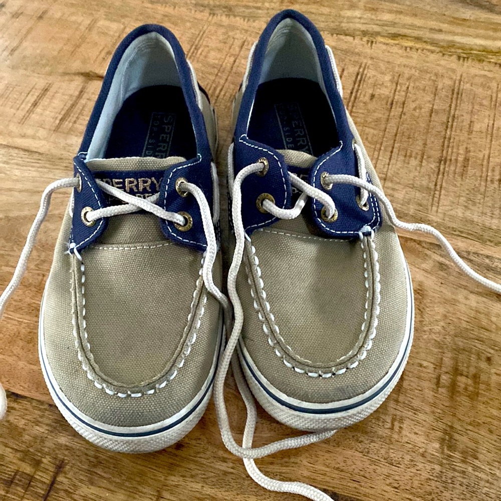Boys sporty shoes size 13.5